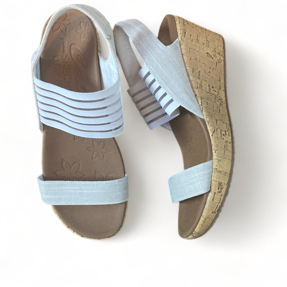 Skechers Women's Off-White Wedge Sandals